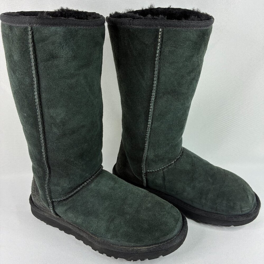UGG Australia Womens Size 6 Black Boots 5815 Classic Tall Winter Sheepskin Shoes
